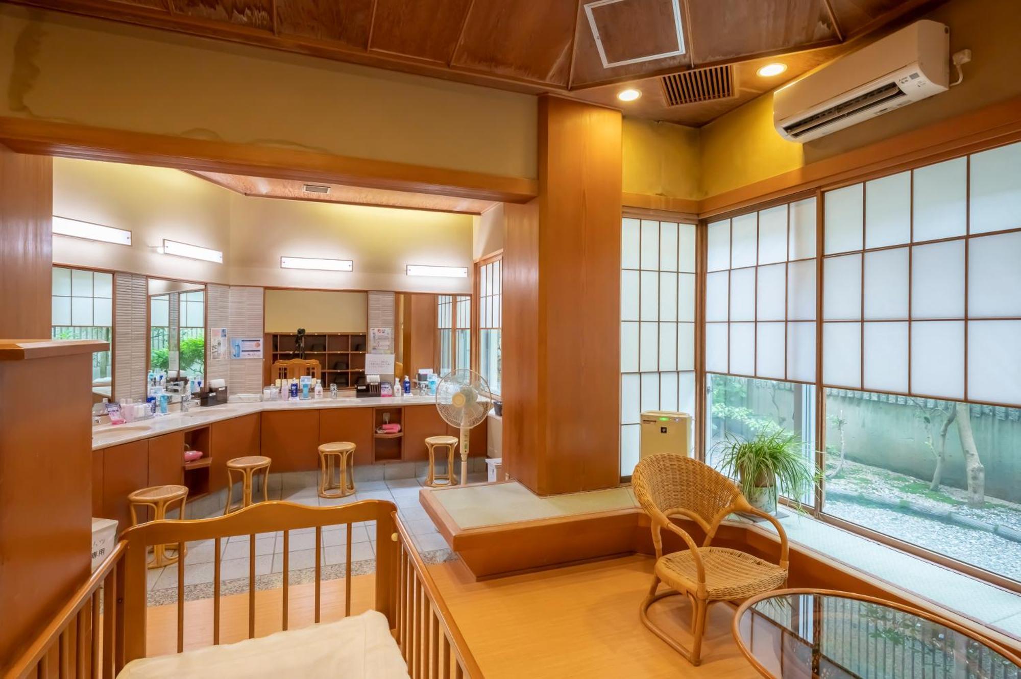 Kaike Tsuruya Hotel Йонаго Екстериор снимка